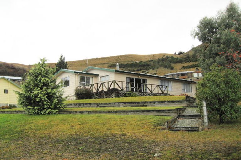 Photo of property in 16 Hazlett Street, Clyde, 9330