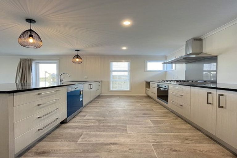 Photo of property in 21 Waitaria Terrace, Aotea, Porirua, 5024