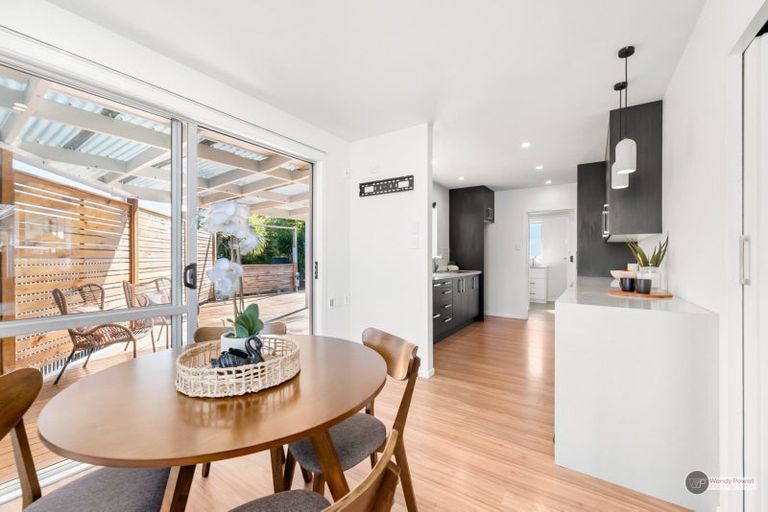 Photo of property in 16 Seattle Grove, Totara Park, Upper Hutt, 5018