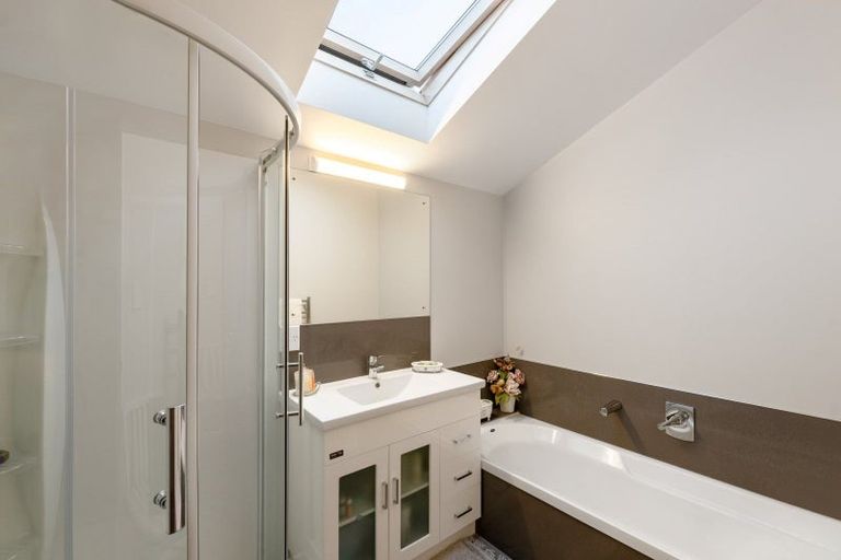 Photo of property in 31 Scoria Close, Pyes Pa, Tauranga, 3112