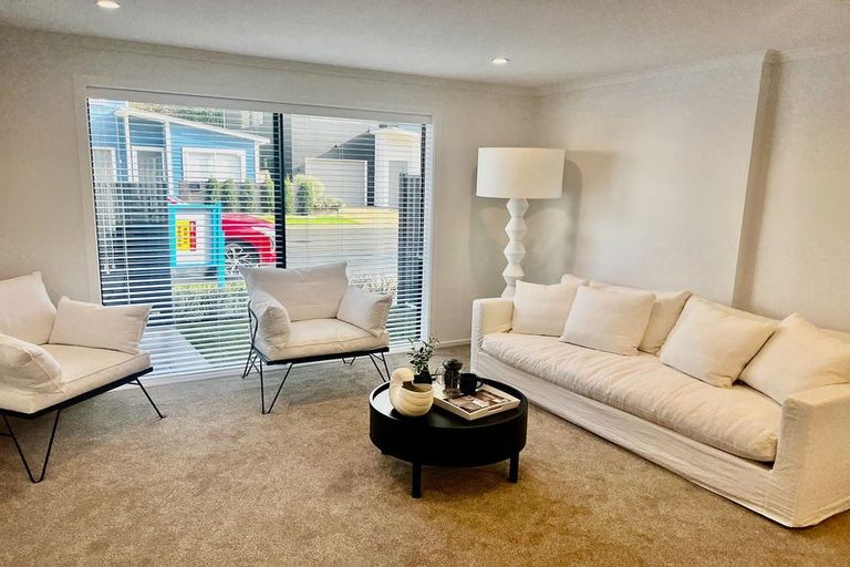 Photo of property in 6 Breakwater Way, Whitby, Porirua, 5024