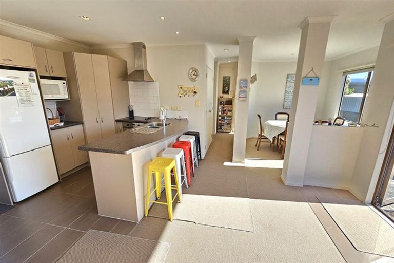 Photo of property in 125 Kelly Jade Avenue, Matarangi, Whitianga, 3592