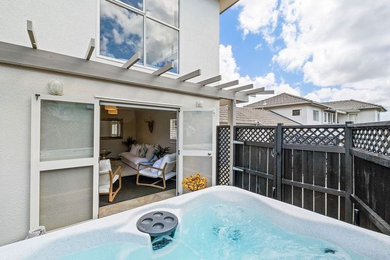 Photo of property in 2/39 Simmental Crescent, Somerville, Auckland, 2014