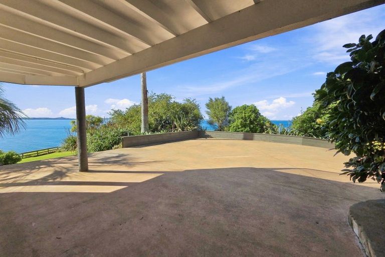 Photo of property in Signal Stn Road, Pouto, Te Kopuru, 0391