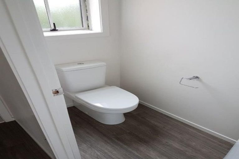 Photo of property in 4 Chiefs Court, Hamilton East, Hamilton, 3216