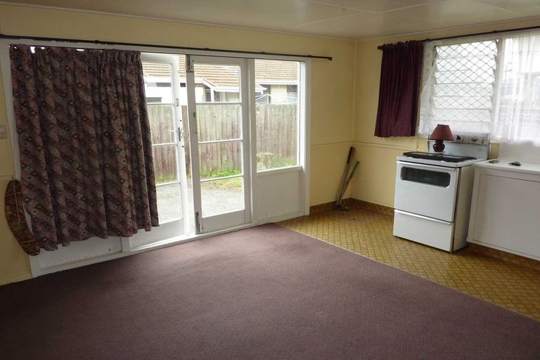 Photo of property in 3/32 Division Street, Riccarton, Christchurch, 8041