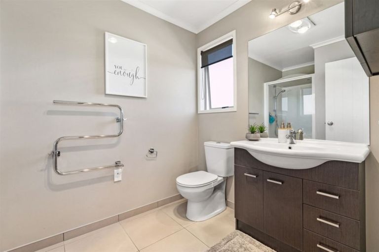 Photo of property in 135 Landing Drive, Pyes Pa, Tauranga, 3112