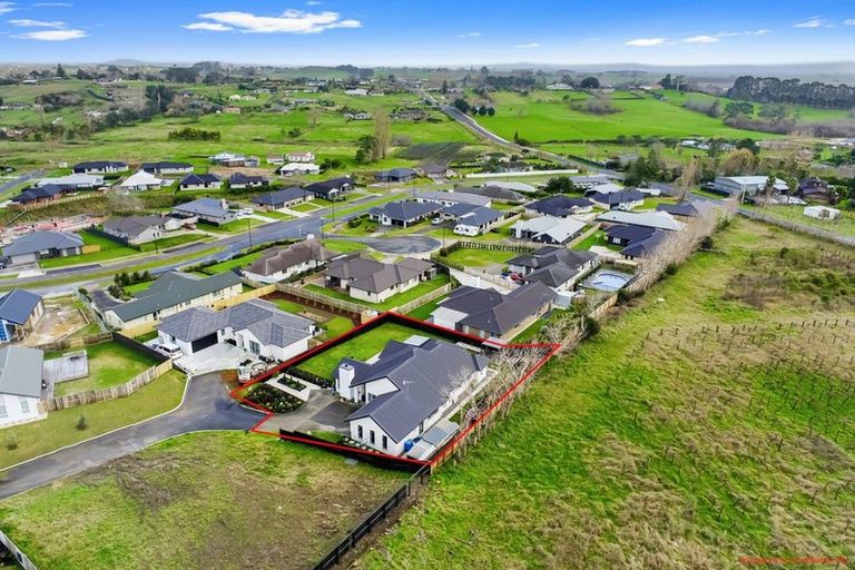 Photo of property in 10 Maggie Place, Te Kauwhata, 3710