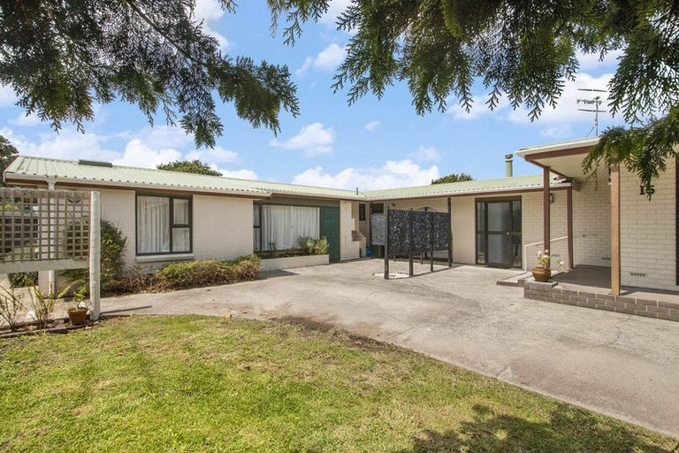 Photo of property in 15 Crossley Street, Katikati, 3129