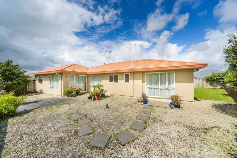 Photo of property in 100 Parnell Heights, Kelvin Grove, Palmerston North, 4414