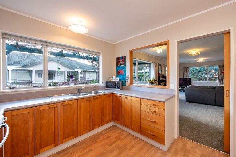 Photo of property in 1/32 Hurley Road, Paraparaumu Beach, Paraparaumu, 5032