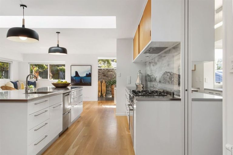 Photo of property in 15a Clark Street, Sumner, Christchurch, 8081