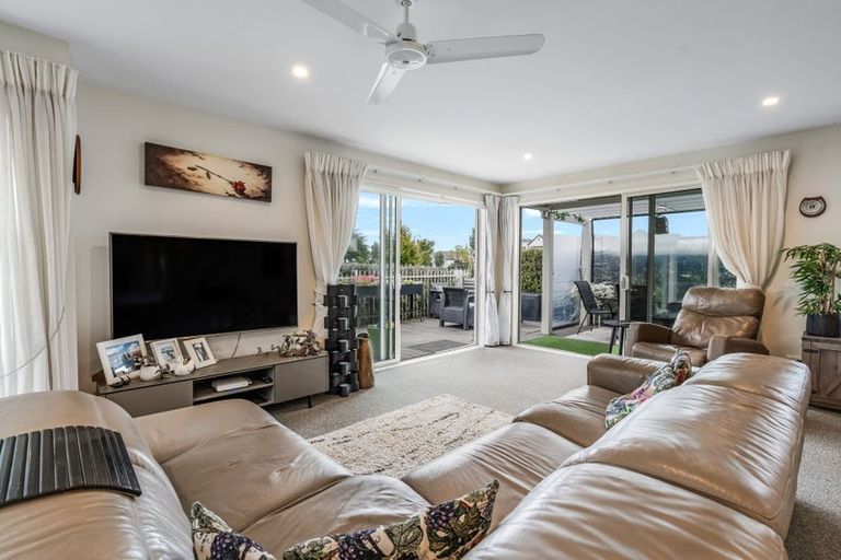 Photo of property in 21 Ashdown Way, Rolleston, 7615