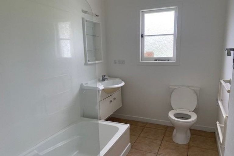 Photo of property in 14 Nixon Street, Kensington, Whangarei, 0112