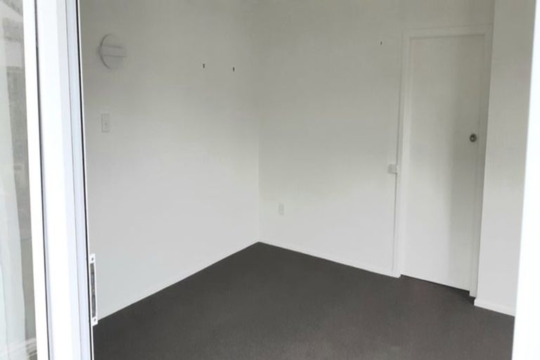 Photo of property in 105 Derwent Street, Island Bay, Wellington, 6023