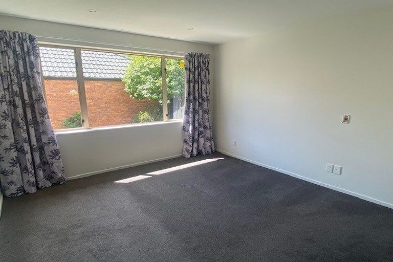 Photo of property in 60a Winton Street, St Albans, Christchurch, 8014