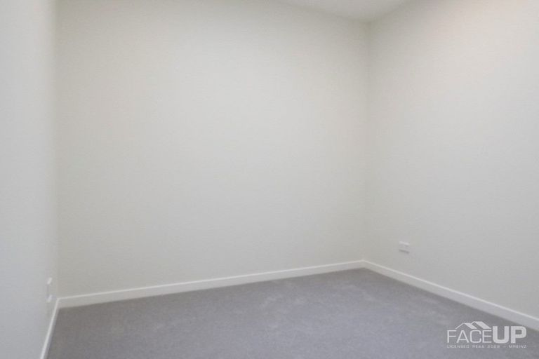 Photo of property in 8/28 Nevill Road, Hobsonville, Auckland, 0616