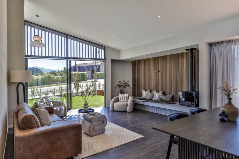 Photo of property in 14 Kirimoko Crescent, Wanaka, 9305