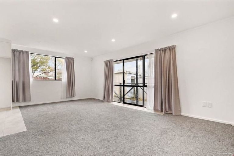 Photo of property in 67b Redcrest Avenue, Red Hill, Papakura, 2110