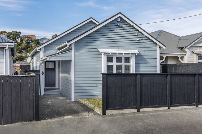 Photo of property in 25 Salek Street, Kilbirnie, Wellington, 6022