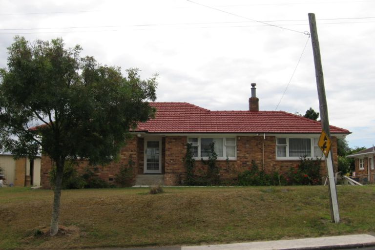 Photo of property in 81 Rimu Street, New Lynn, Auckland, 0600