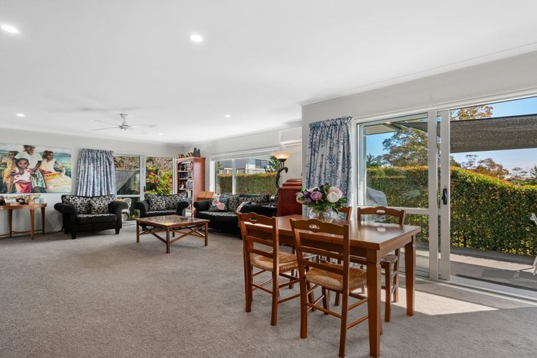 Photo of property in 8c Wiltshire Place, Te Puke, 3119