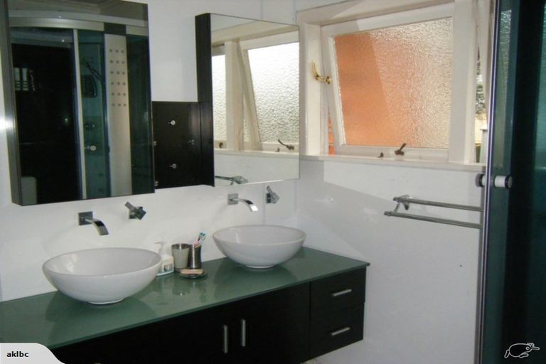 Photo of property in 197 Lake Road, Belmont, Auckland, 0622