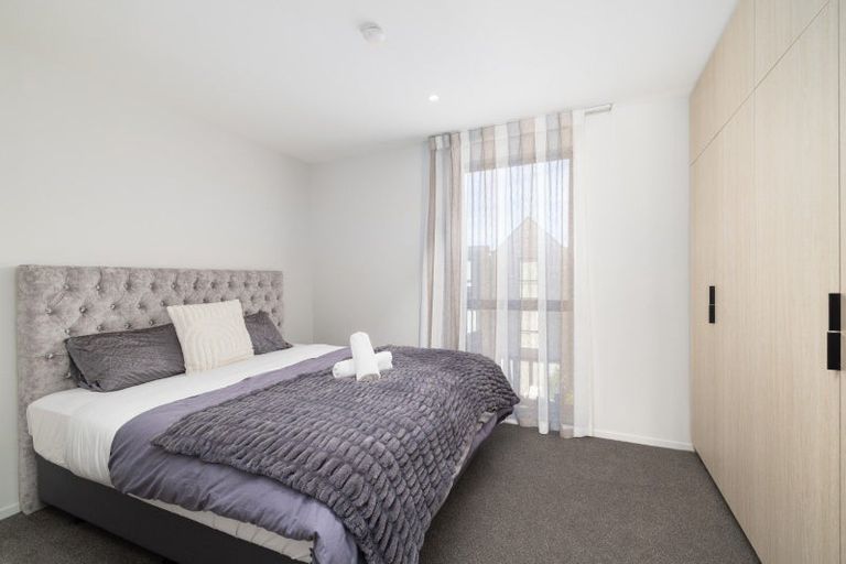 Photo of property in 3/360 Montreal Street, Christchurch Central, Christchurch, 8013