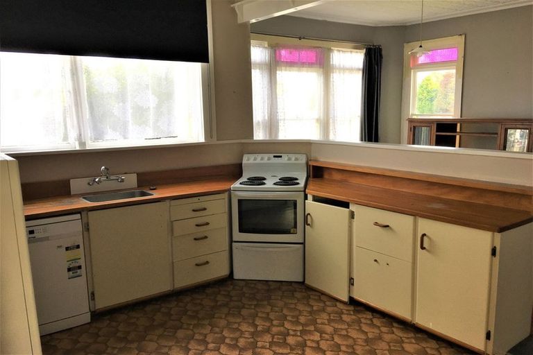 Photo of property in 64 James Street, Balclutha, 9230