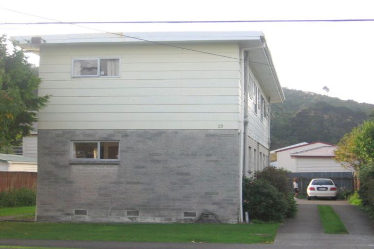 Photo of property in 2/23 Te Mome Road, Alicetown, Lower Hutt, 5010