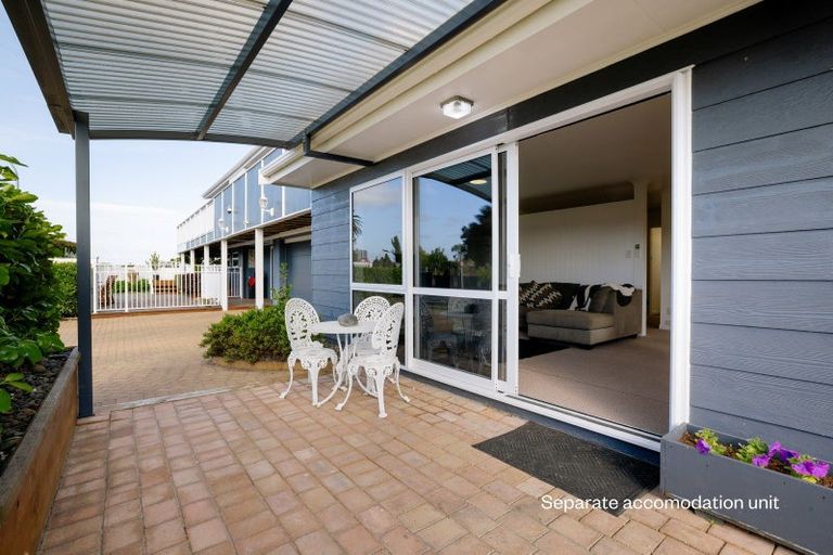 Photo of property in 1 Morrow Avenue, St Andrews, Hamilton, 3200