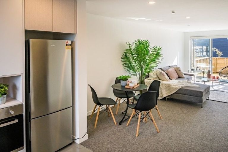 Photo of property in 2/36 Tacy Street, Kilbirnie, Wellington, 6022