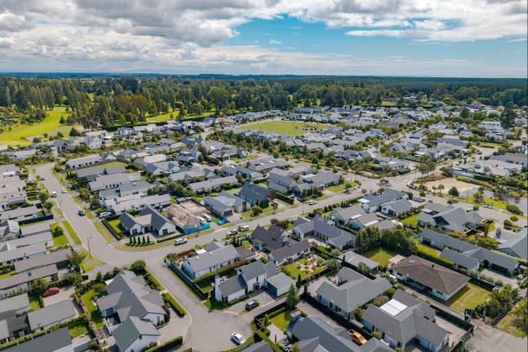 Photo of property in 17 Waterstock Way, Parklands, Christchurch, 8083