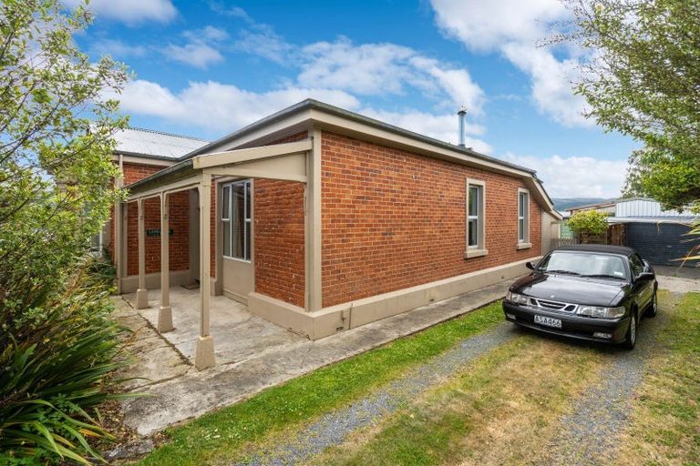 Photo of property in 21 Peel Street, Lawrence, 9532