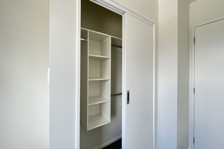 Photo of property in 11/474 West Coast Road, Glen Eden, Auckland, 0602