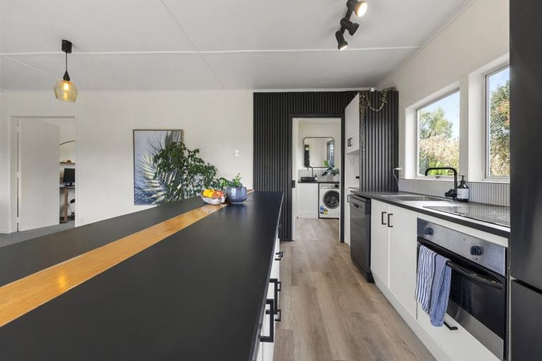 Photo of property in 4 Simon Road, Raglan, 3225