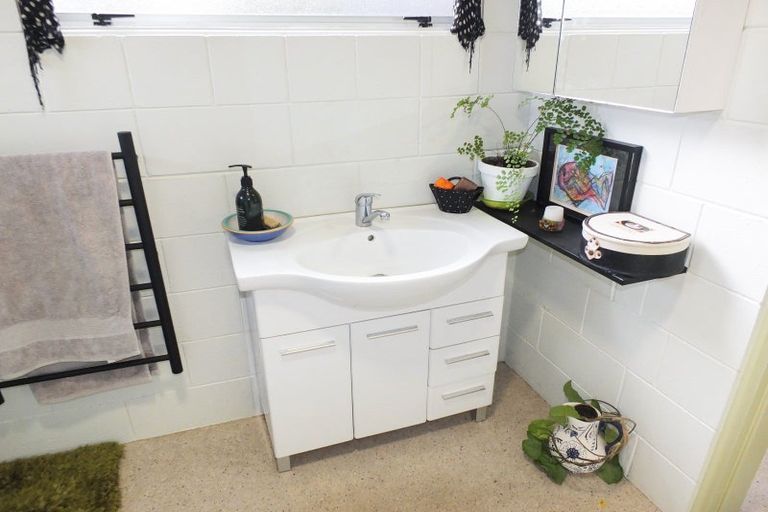 Photo of property in 3 Edinburgh Terrace, Foxton Beach, Foxton, 4815