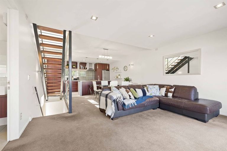 Photo of property in 5/117 Canon Street, Edgeware, Christchurch, 8013