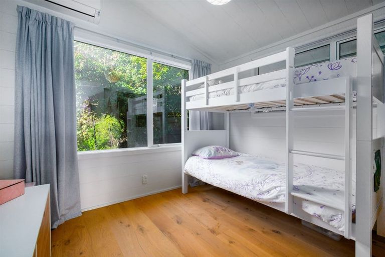 Photo of property in 53 Howard Road, Point Howard, Lower Hutt, 5013