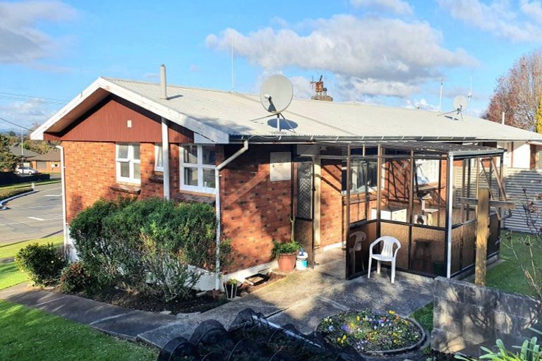 Photo of property in 114a West Street, Feilding, 4702