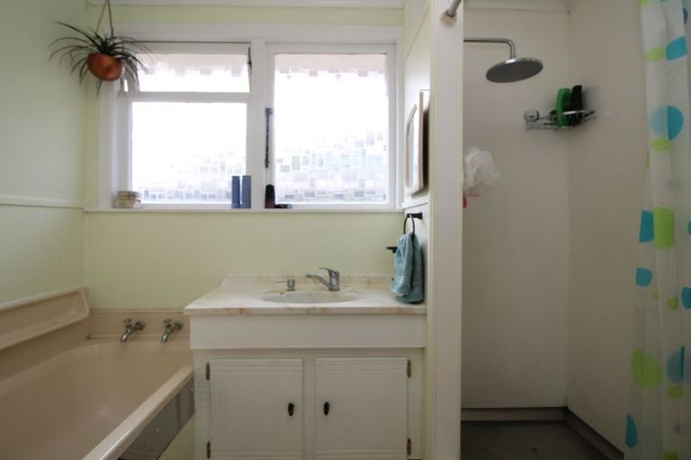 Photo of property in 19 Island View Road, Western Heights, Rotorua, 3015