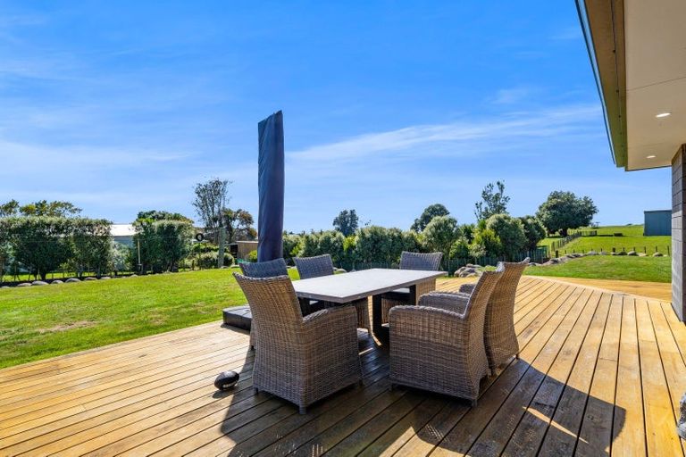 Photo of property in 123 Princess Street, Waitara, 4383