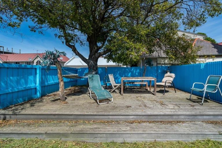 Photo of property in 142 Albany Street, North Dunedin, Dunedin, 9016