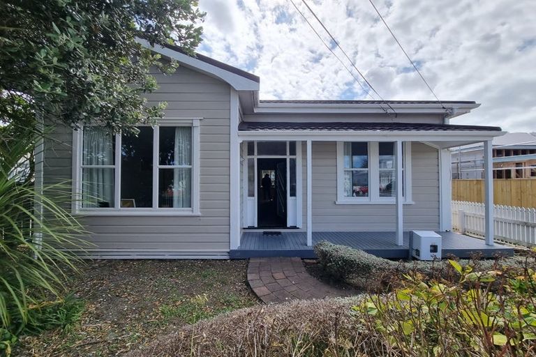 Photo of property in 3 Central Terrace, Alicetown, Lower Hutt, 5010