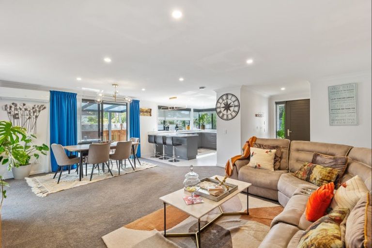 Photo of property in 41a Queenwood Road, Levin, 5510