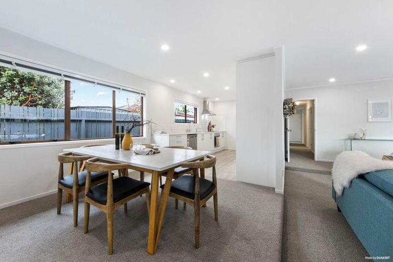 Photo of property in 9 Ti Nana Crescent, Henderson, Auckland, 0610