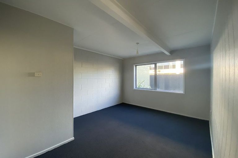 Photo of property in 6/7 Newnham Terrace, Upper Riccarton, Christchurch, 8041