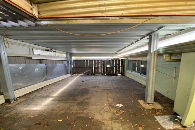 Photo of property in 755 Chapel Road, Dannemora, Auckland, 2016