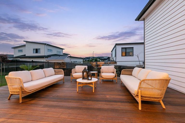 Photo of property in 4 The Landing, Riverhead, 0820