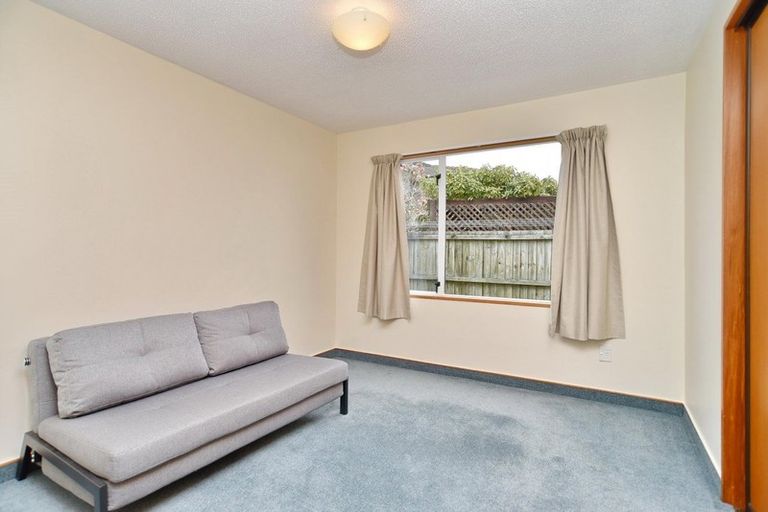 Photo of property in 23a Althorp Place, Avonhead, Christchurch, 8042